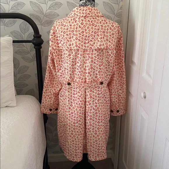 Women’s Lands’ End pink & orange floral trench coat trending fall 2025 - Picture 4 of 11